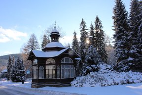 pitný pavilon v zimě